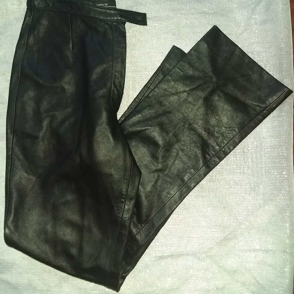 Size 2 Petite Valerie Stevens 100% Leather Pants